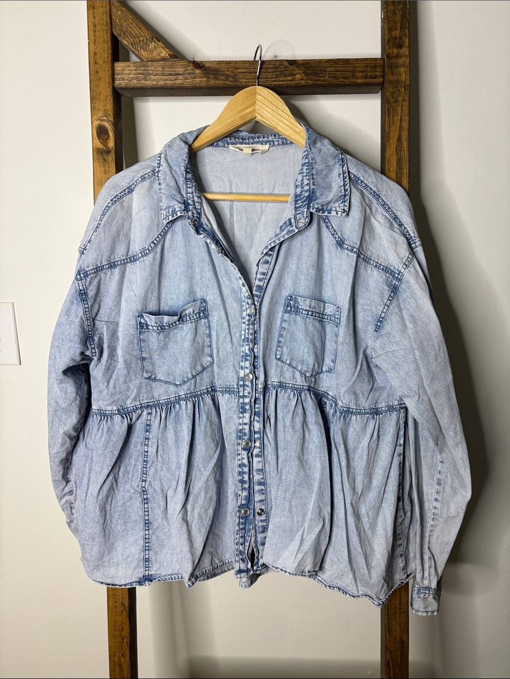 Peach Love California Light Blue Denim Peplum Button-Front Jacket Size L
